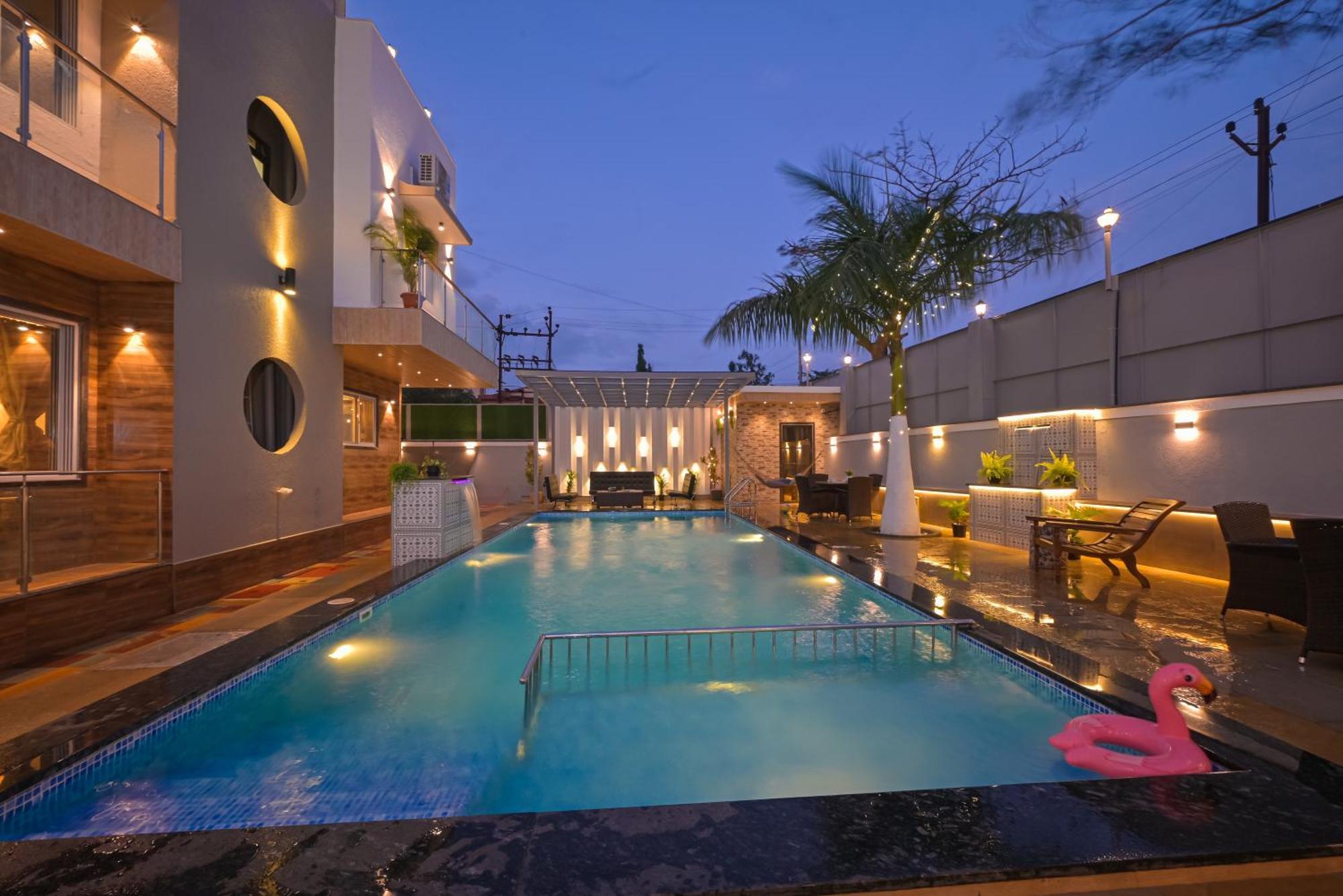 Azure Retreat Villa By Tropicana Stays Лонавла Екстер'єр фото